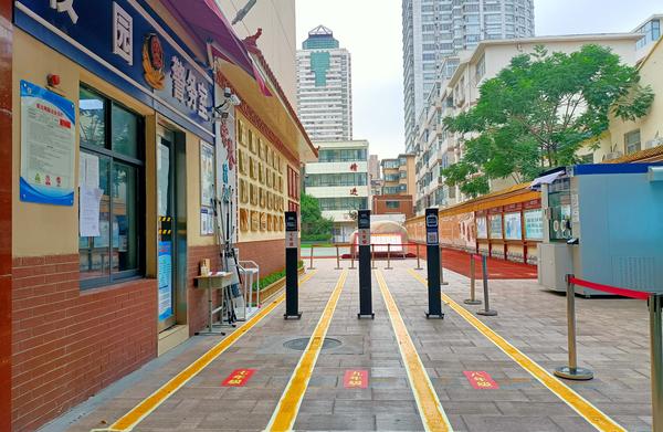 分划各年级路线通道